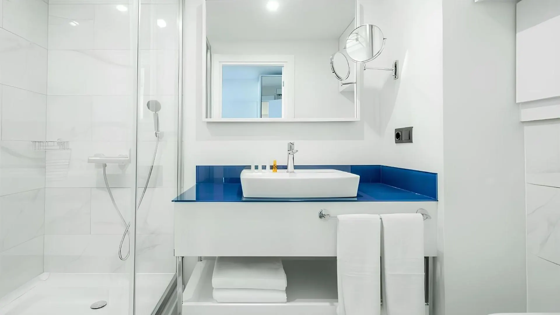 Beachfront Panoramic Apartments Batumi