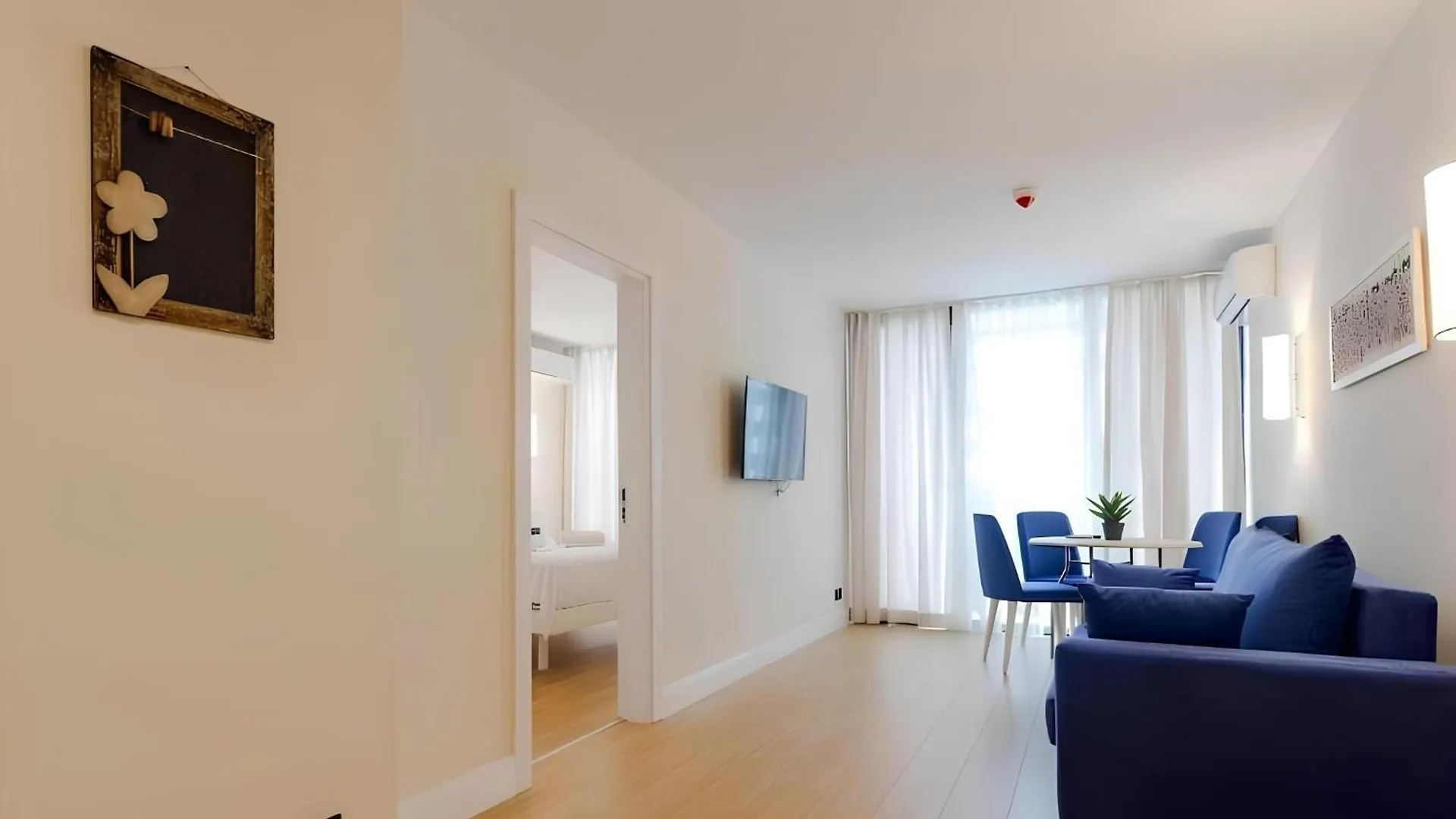 Beachfront Panoramic Apartments Batumi