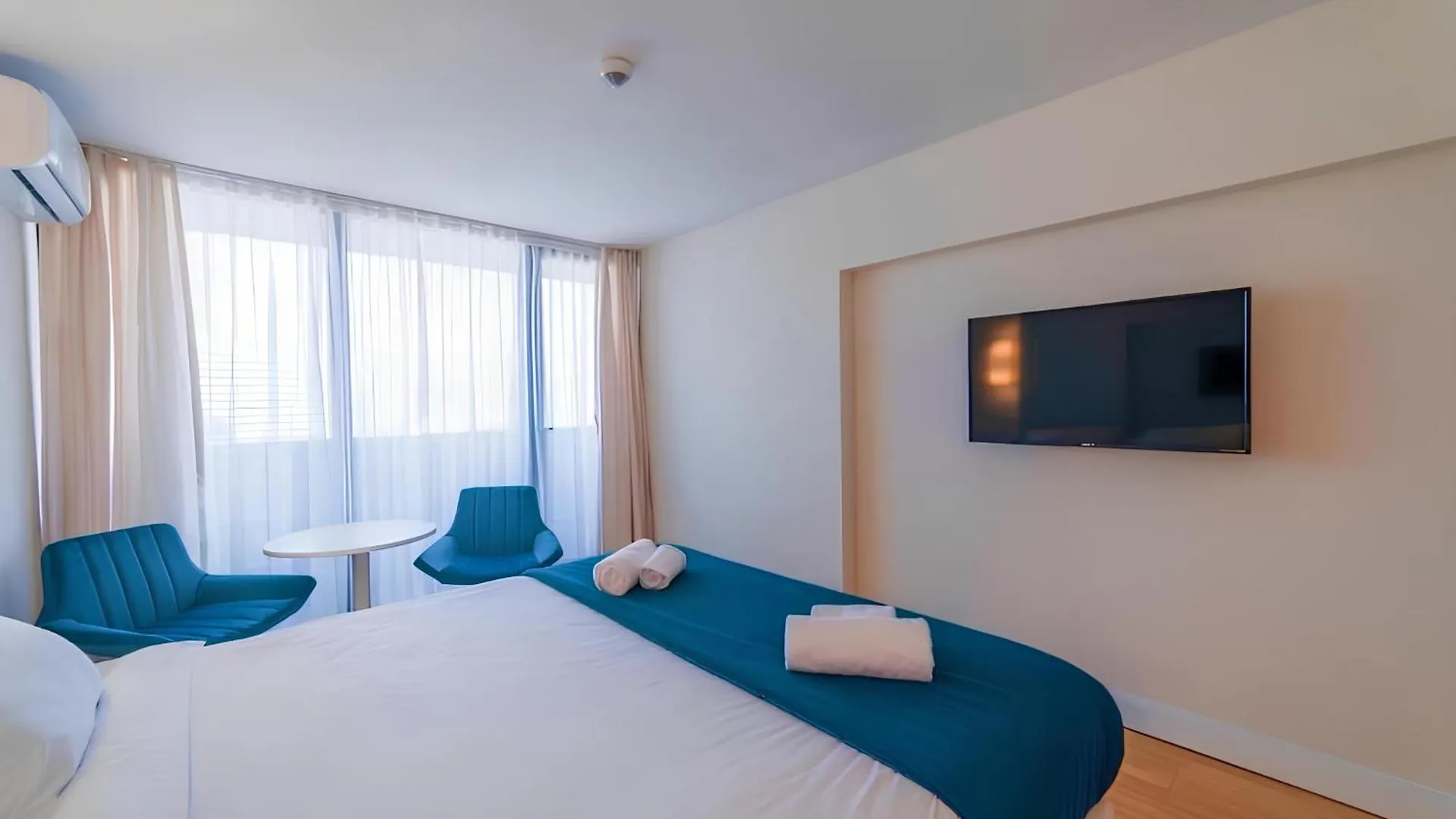 Beachfront Panoramic Apartments Batumi