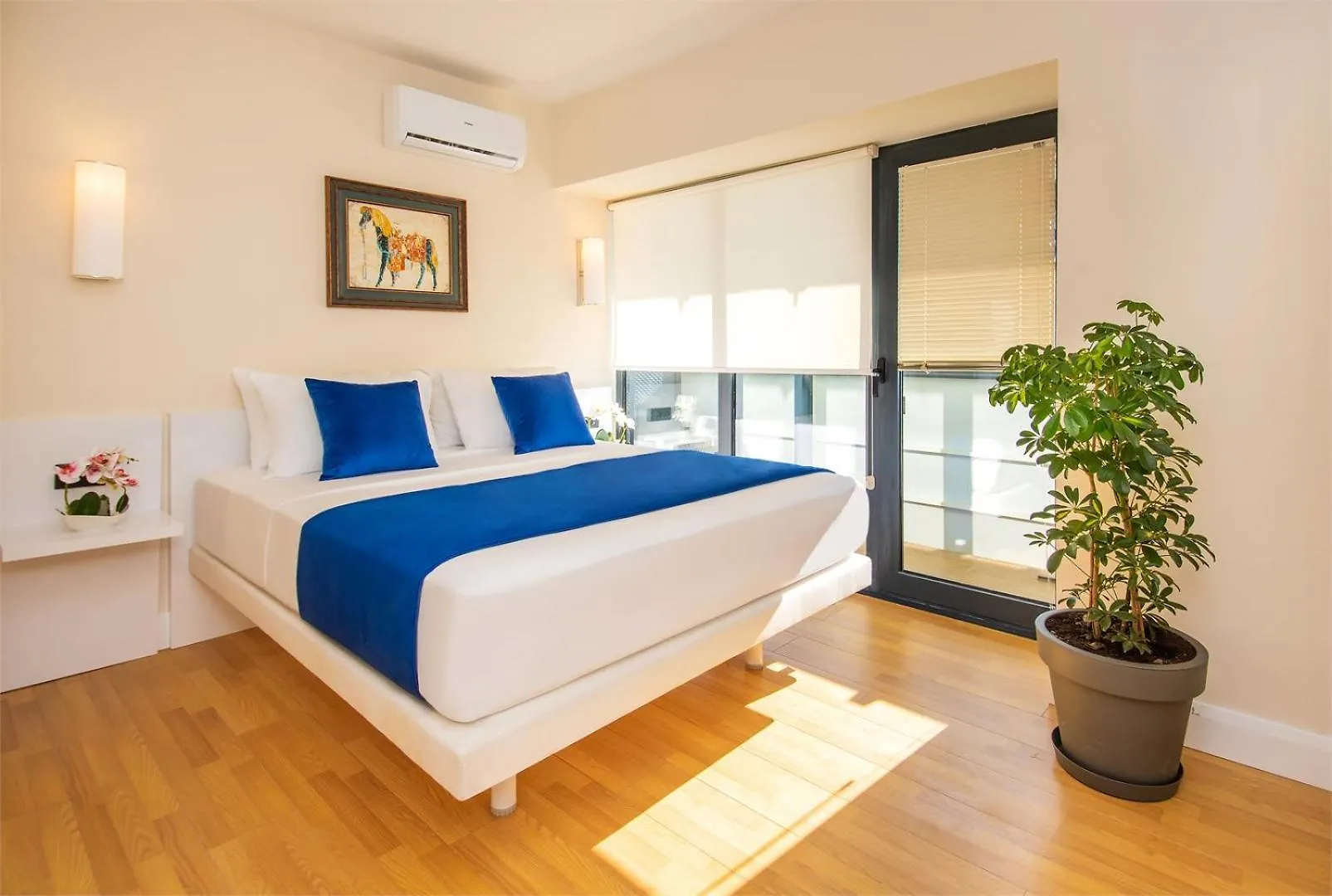 Beachfront Panoramic Apartments Μπατούμι