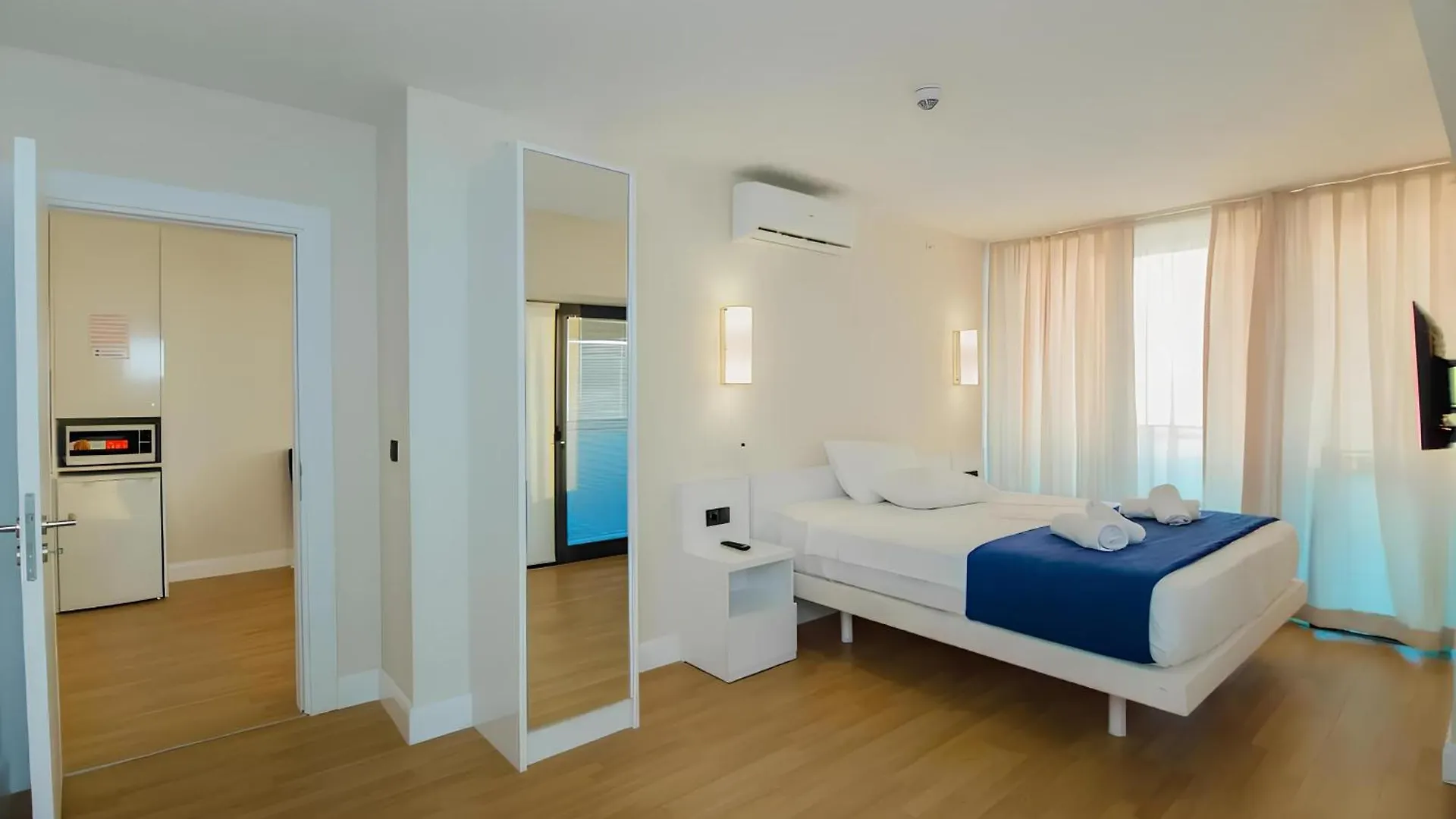 Beachfront Panoramic Apartments Batumi 0*,  Georgia
